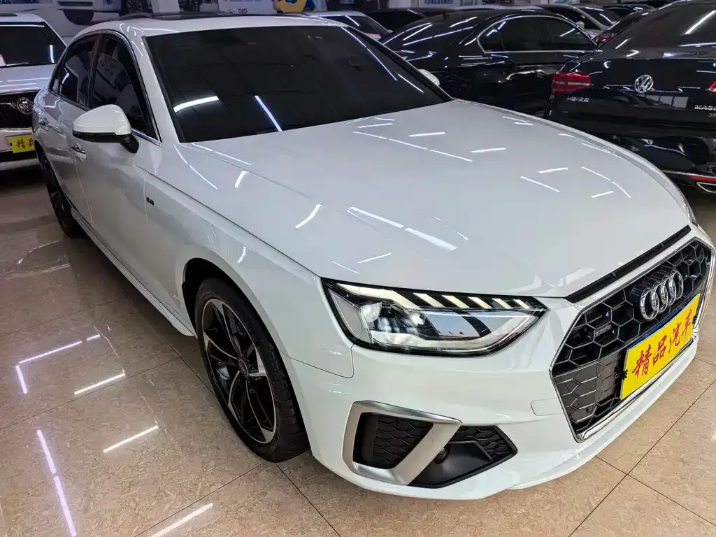 Audi A4L 2022 из CN, фото 3