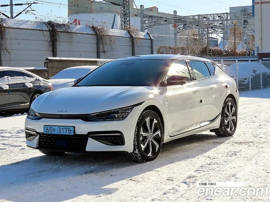 Kia EV6 — фото 2