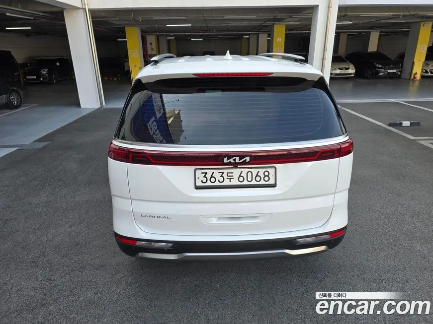 Kia Carnival — фото 4
