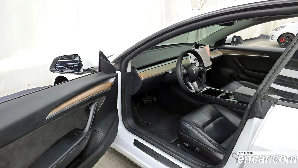 Tesla Model 3 2021 из KR, фото 10