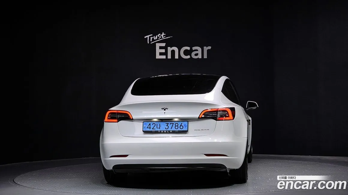 Tesla Model 3 2021 из KR, фото 4