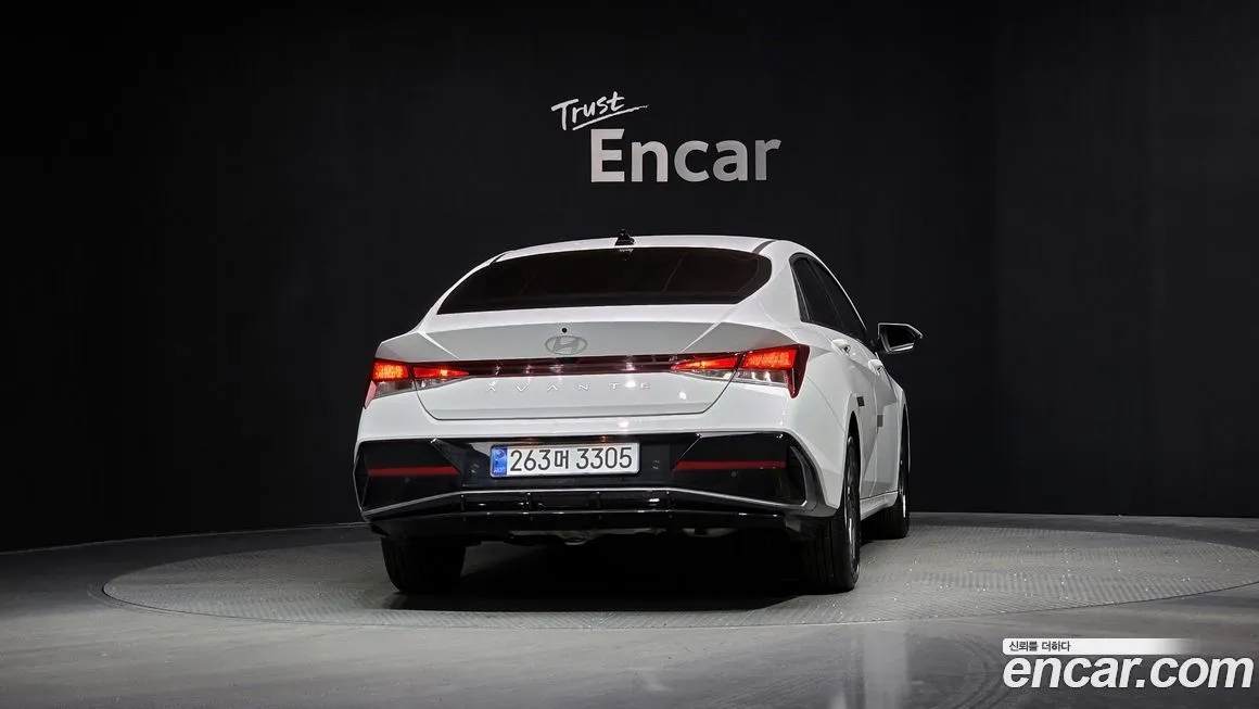 Hyundai AVANTE — фото 4