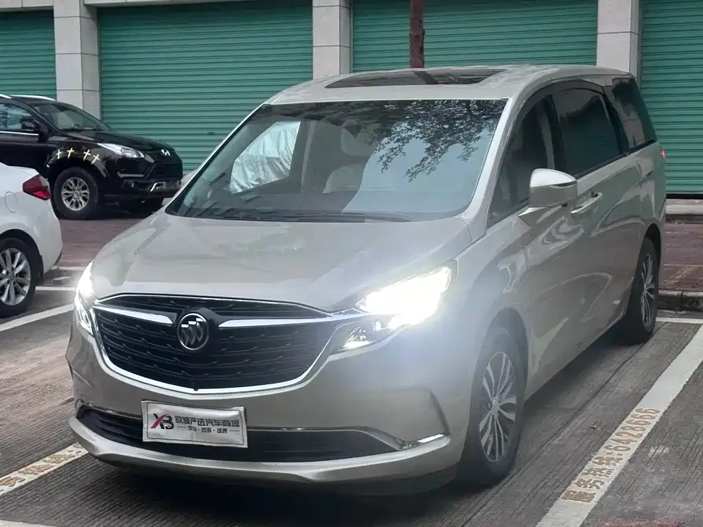Buick GL8 2021 из CN, фото 1