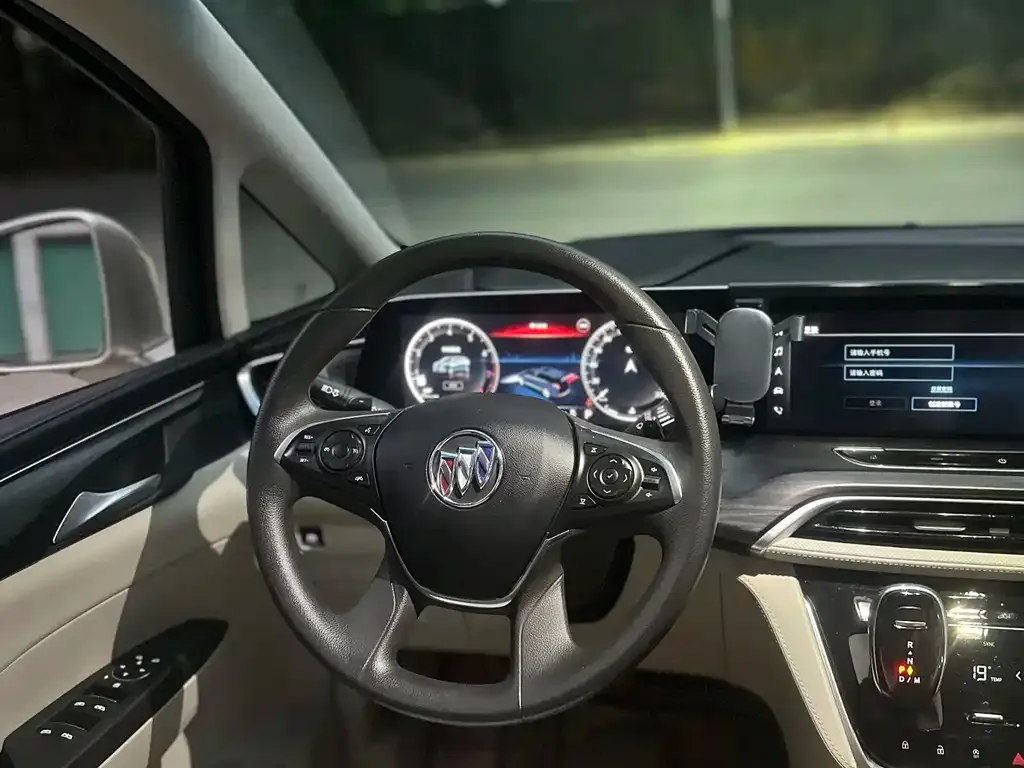 Buick GL8 2021 из CN, фото 7