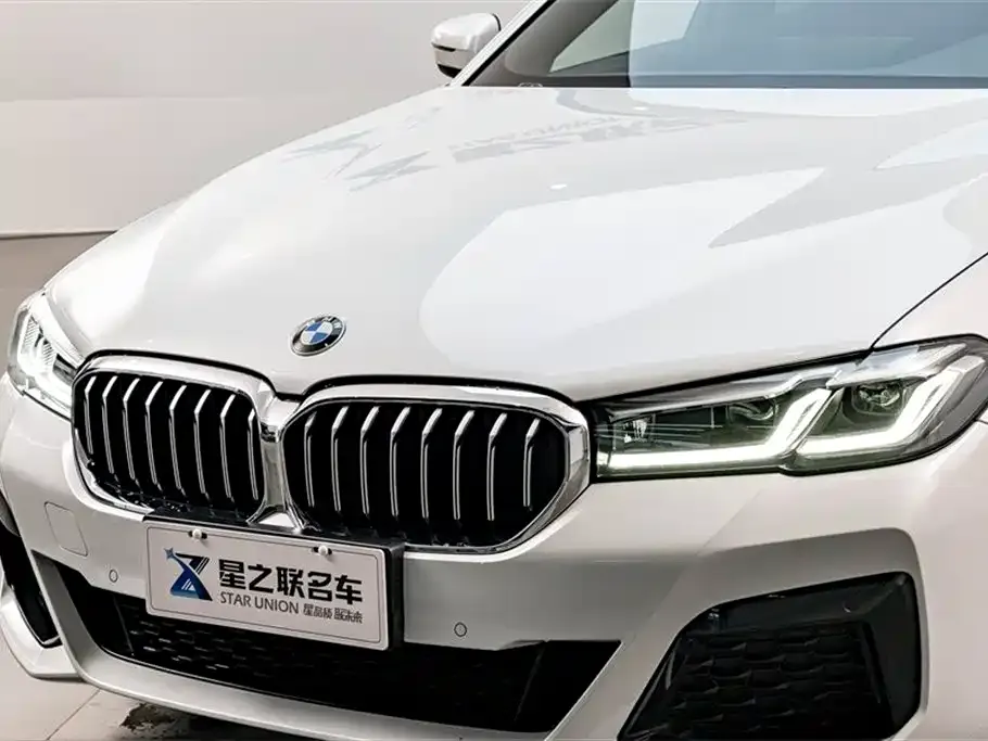 BMW 5 Series — фото 4
