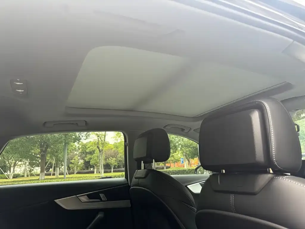 Audi A4L 2025 из CN, фото 10