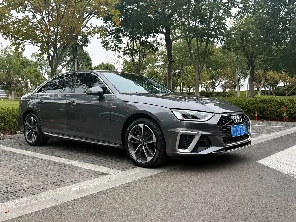 Audi A4L 2025 из CN, фото 2