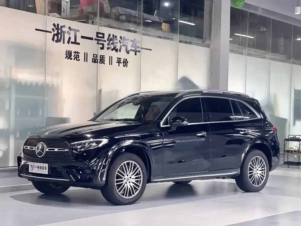 Mercedes-Benz GLC 2024 из CN, фото 1