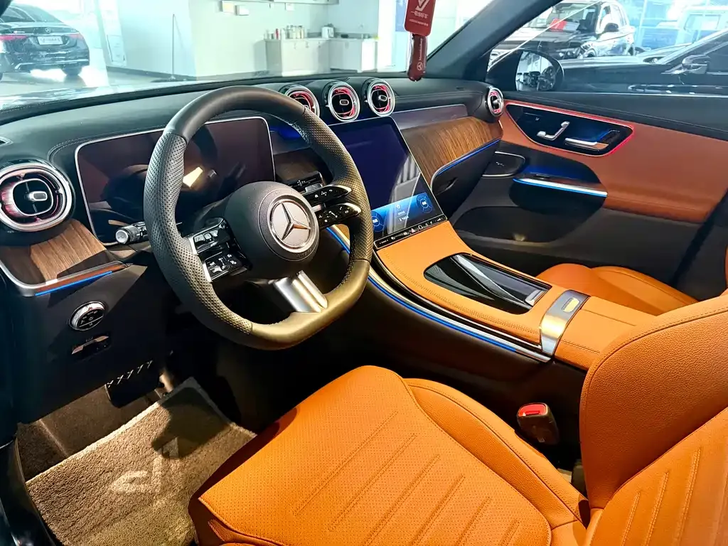 Mercedes-Benz GLC 2024 из CN, фото 6
