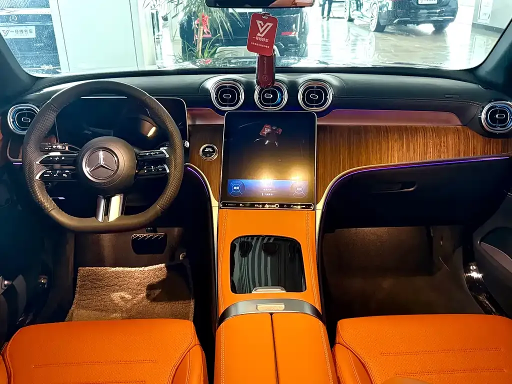 Mercedes-Benz GLC 2024 из CN, фото 8