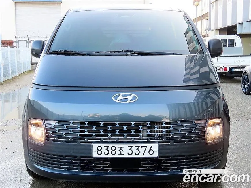 Hyundai Staria — фото 2