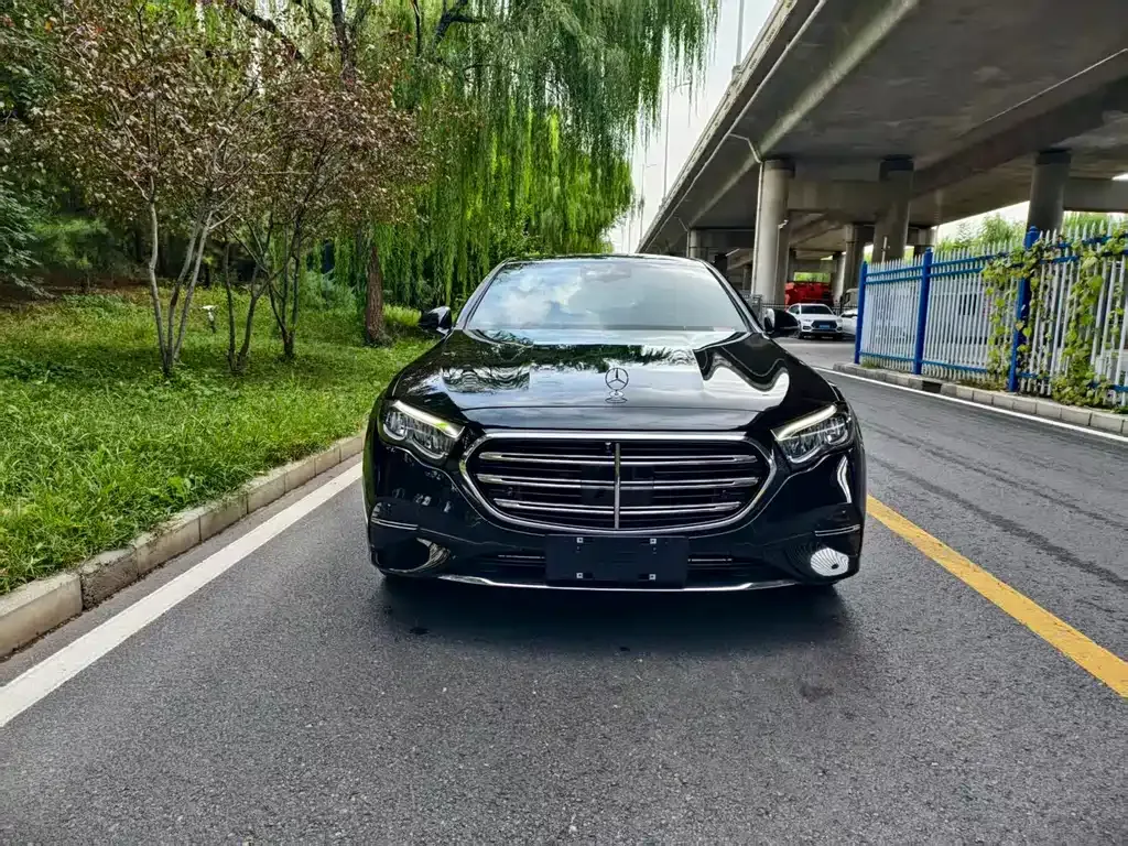 Mercedes-Benz E-Class 2025 из CN, фото 1