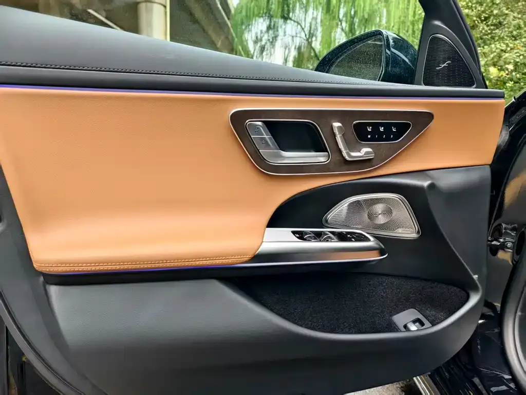 Mercedes-Benz E-Class 2025 из CN, фото 10