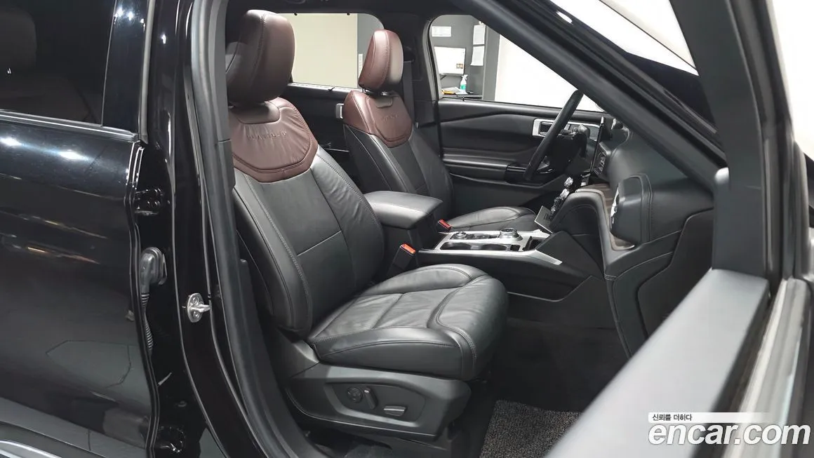 Ford Explorer 2022 из KR, фото 10