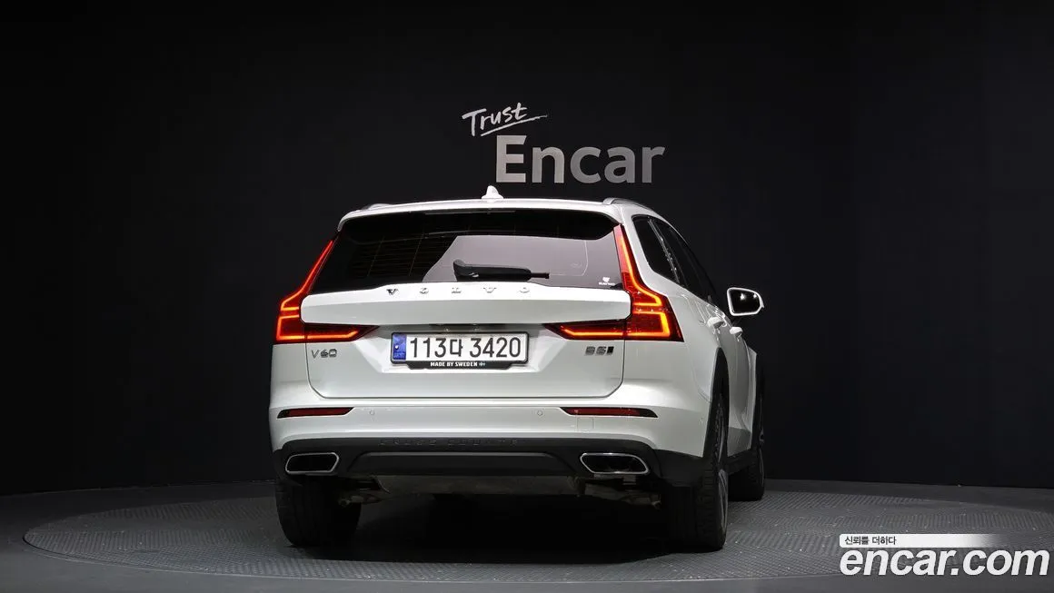 Volvo V60 2021 из KR, фото 4