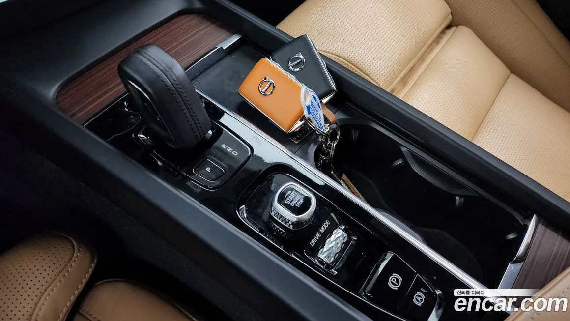 Volvo V60 2021 из KR, фото 9