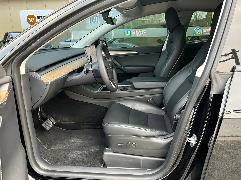 Tesla Model Y 2022 из CN, фото 10
