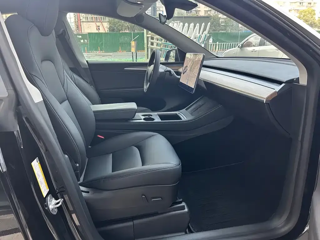 Tesla Model Y 2022 из CN, фото 7