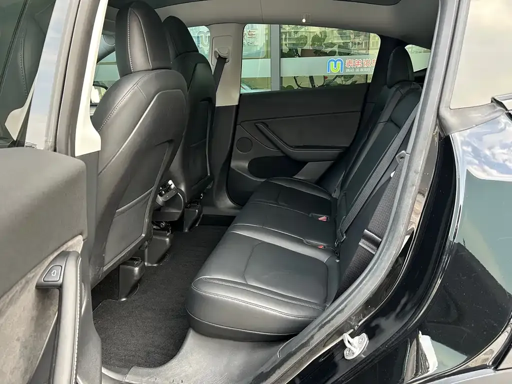 Tesla Model Y 2022 из CN, фото 8