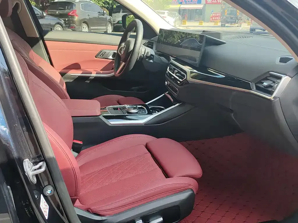 BMW 3 Series 2023 из CN, фото 9