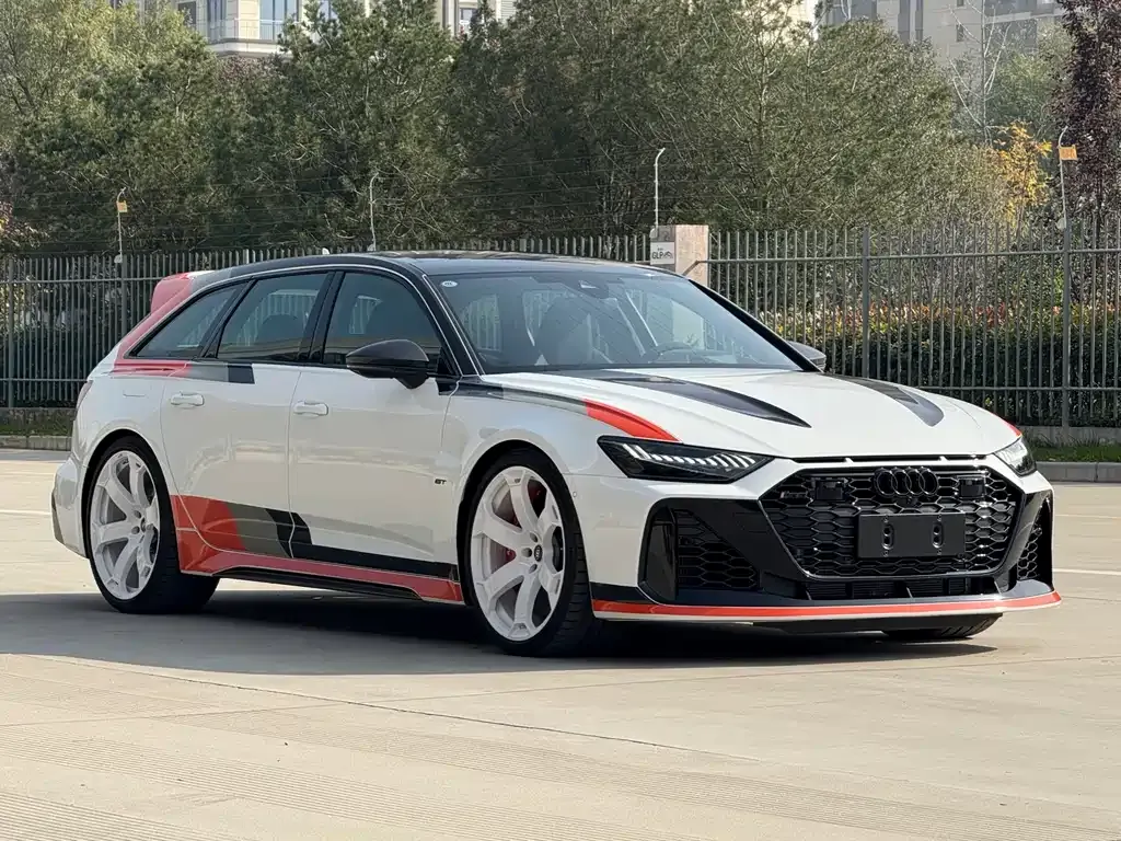Audi RS 6 2025 из CN, фото 3