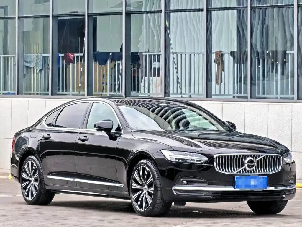 Volvo S90 — фото 3