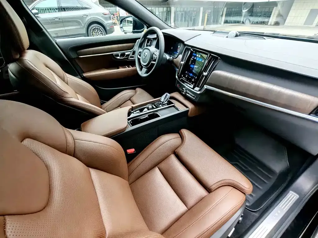 Volvo S90 — фото 6