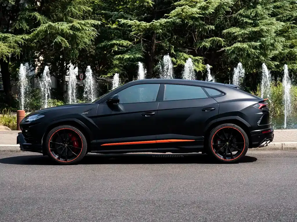 Lamborghini Urus — фото 5