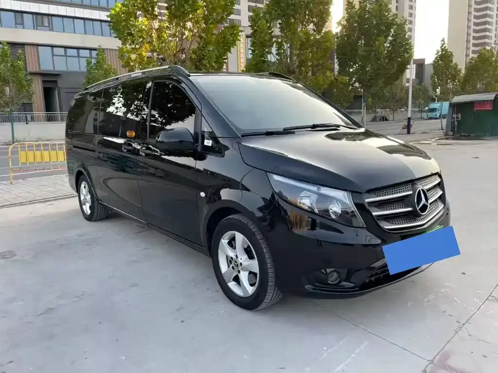 Mercedes-Benz Vito — фото 1
