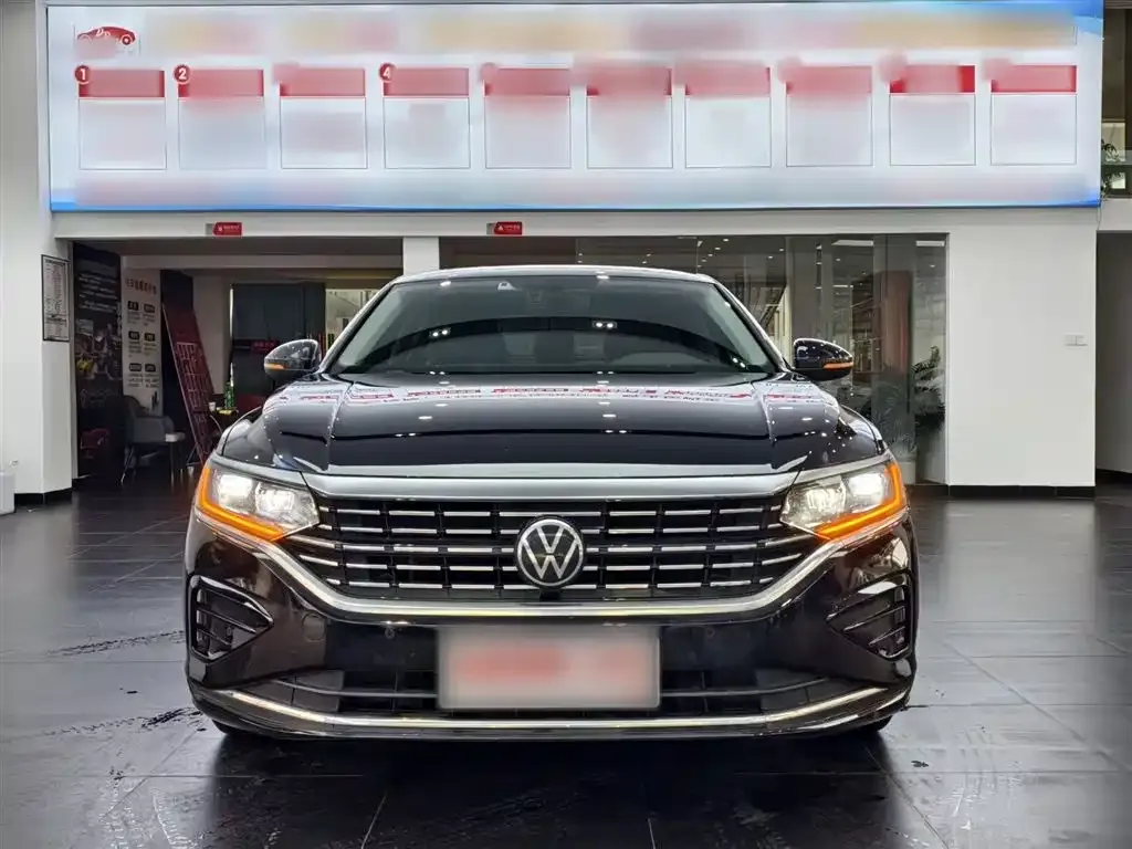 Volkswagen Passat — фото 8