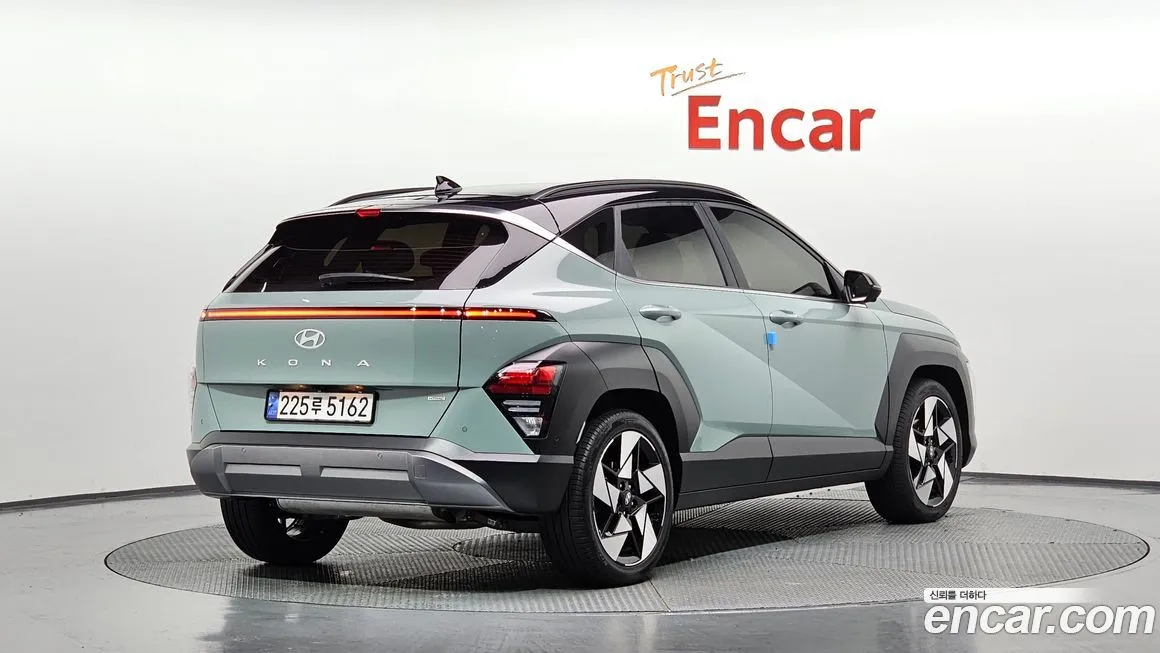 Hyundai Kona — фото 2