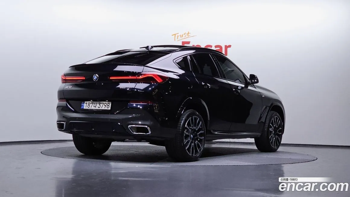 BMW X6 — фото 2