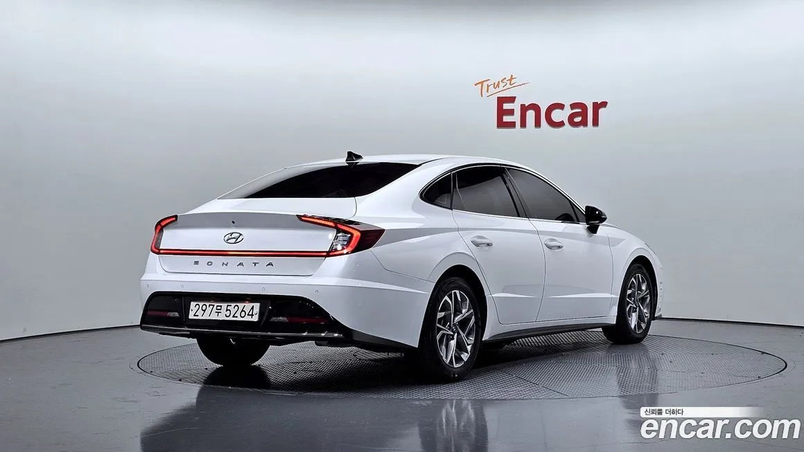 Hyundai Sonata — фото 2