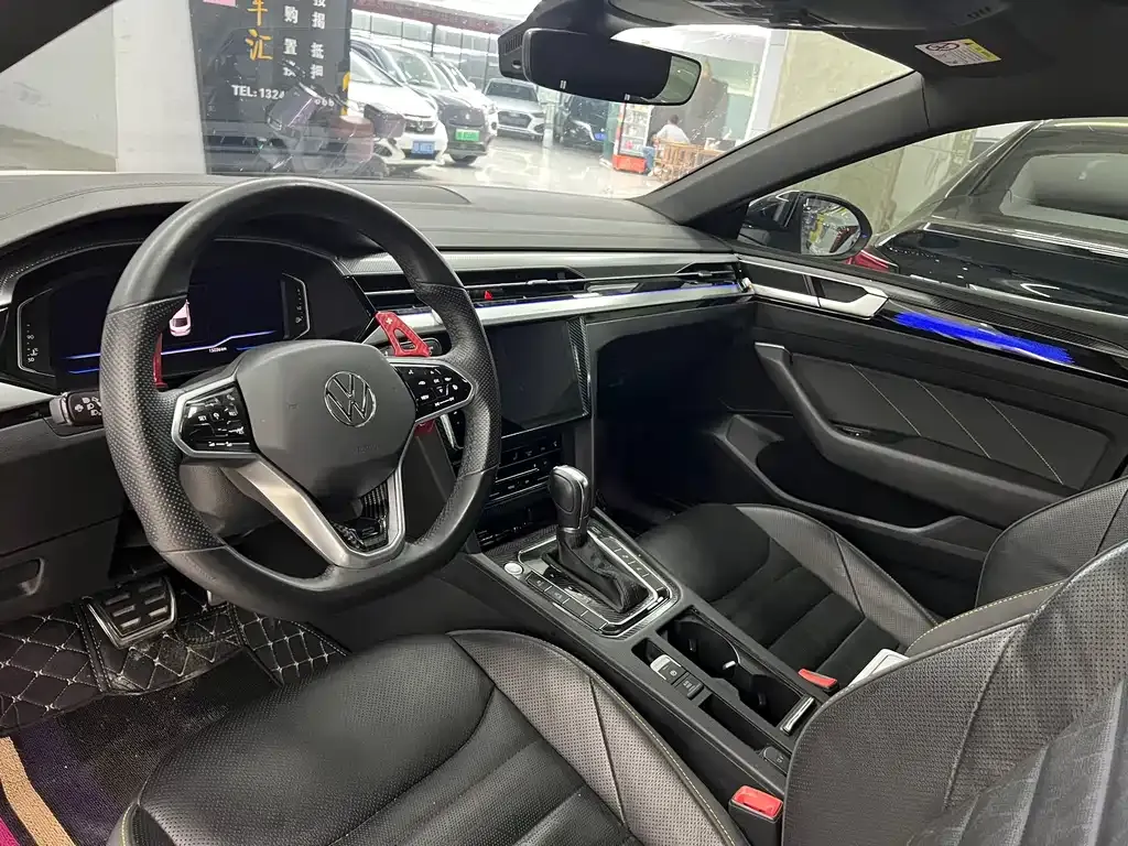 Volkswagen CC 2023 из CN, фото 4