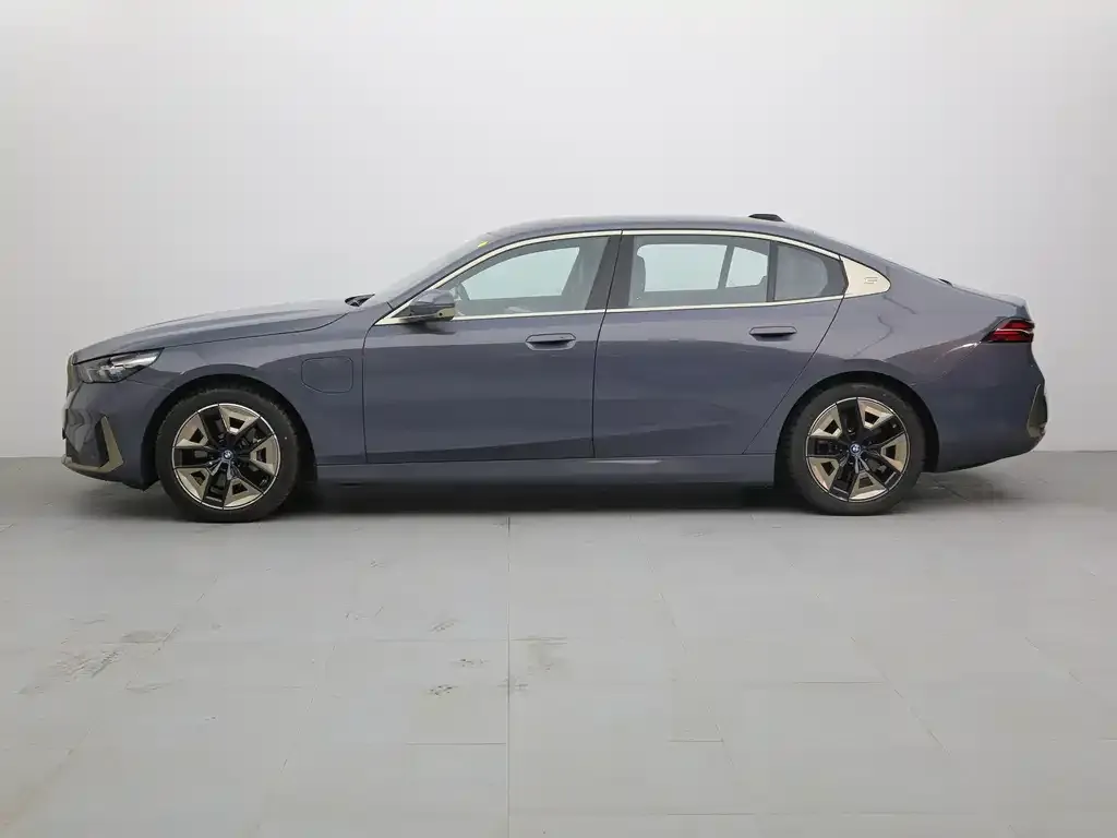 BMW i5 2024 из CN, фото 3