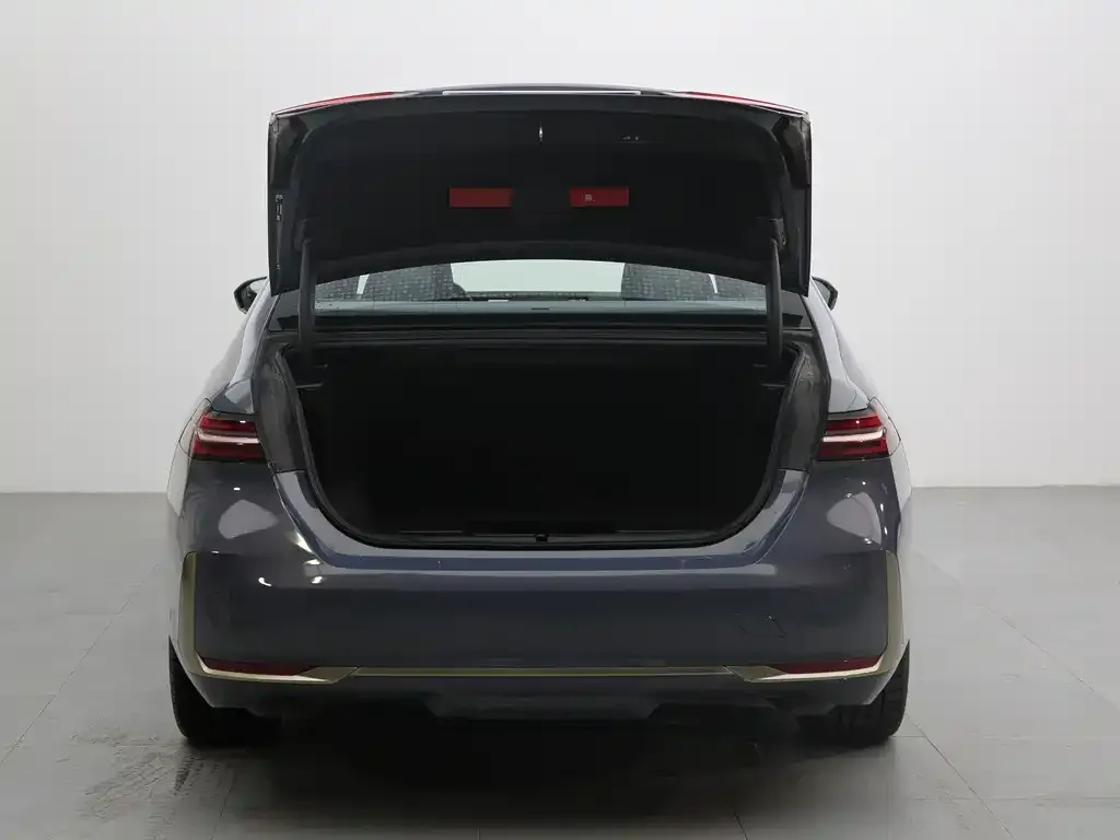 BMW i5 2024 из CN, фото 6