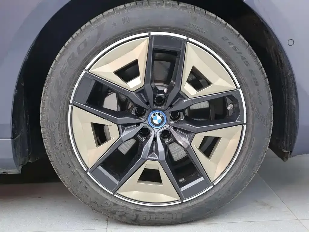 BMW i5 2024 из CN, фото 7