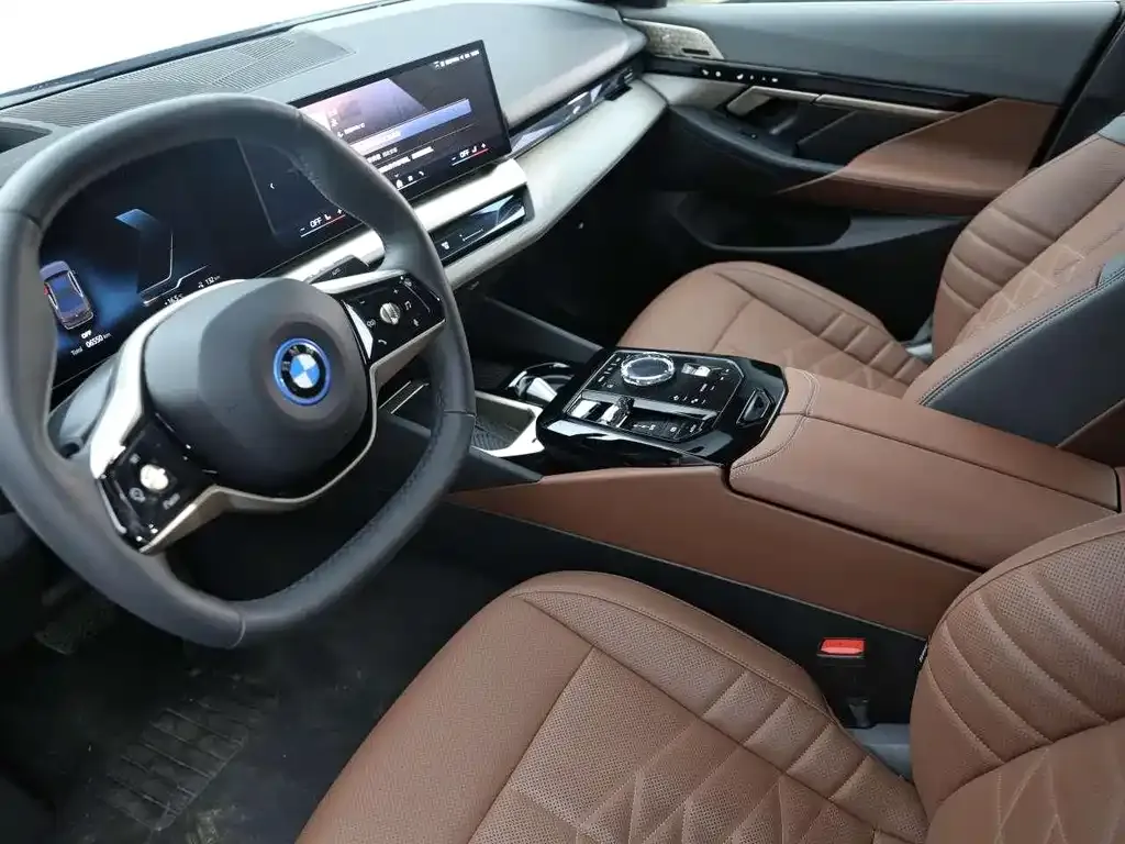 BMW i5 2024 из CN, фото 9