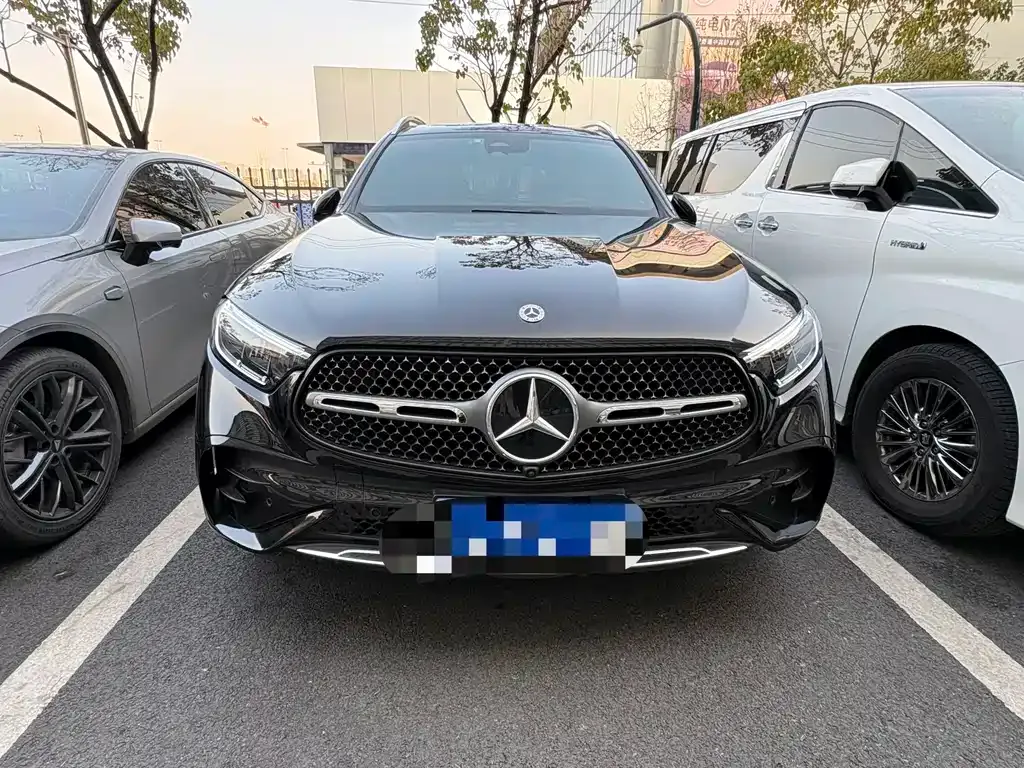 Mercedes-Benz GLC 2023 из CN, фото 3