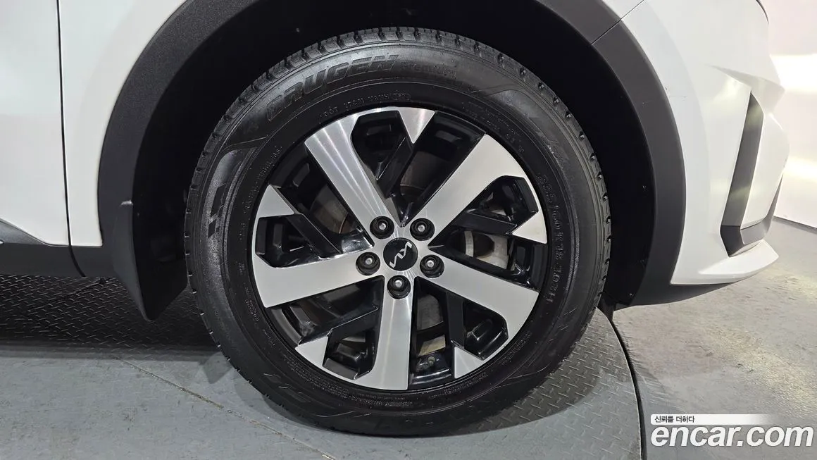 Kia Sorento — фото 5