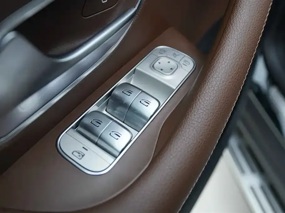 Mercedes-Benz GLS 2024 из CN, фото 10