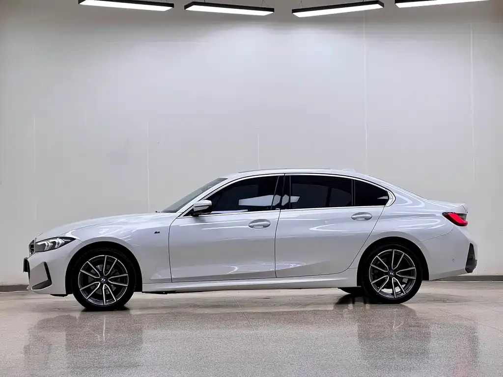 BMW 3 Series — фото 4