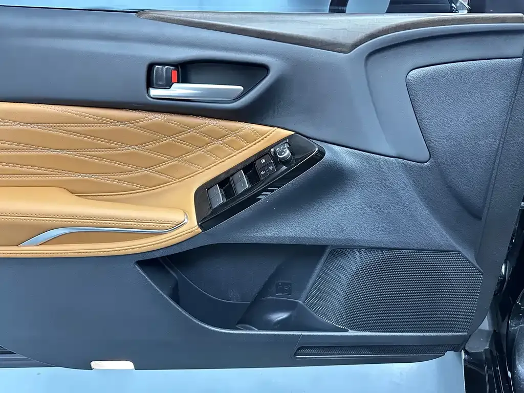 Toyota Avalon 2024 из CN, фото 7