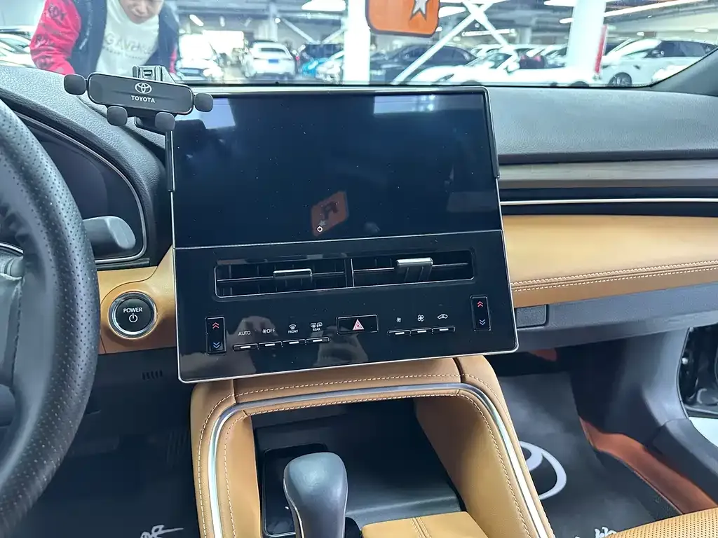 Toyota Avalon 2024 из CN, фото 9