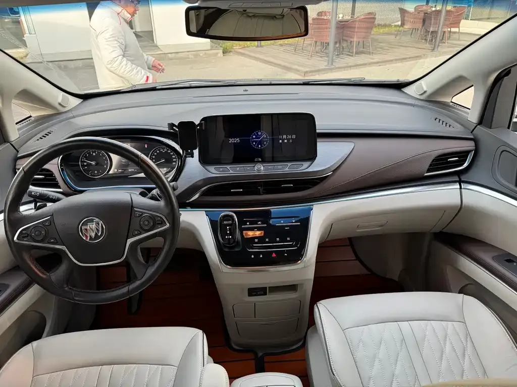 Buick GL8 2023 из CN, фото 7