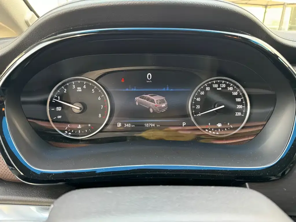 Buick GL8 2023 из CN, фото 9