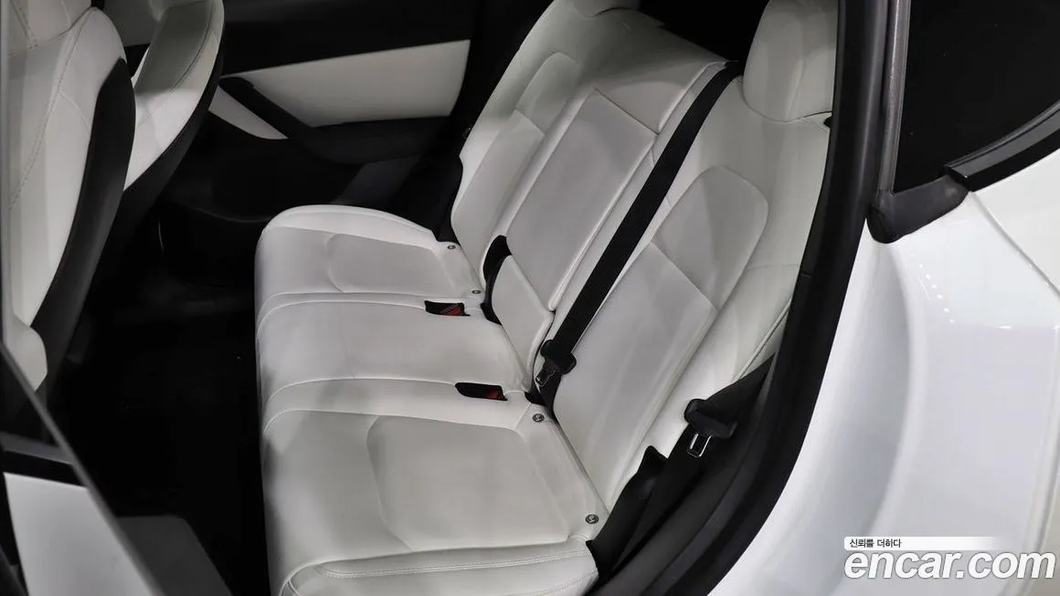 Tesla Model Y 2021 из KR, фото 10