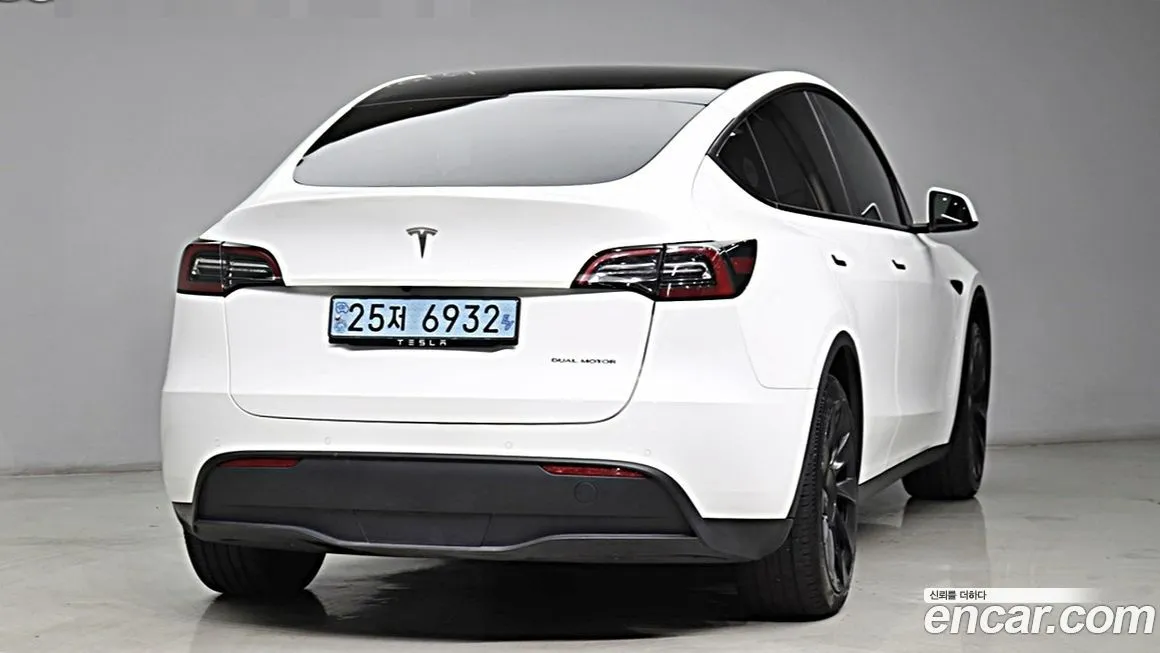 Tesla Model Y 2021 из KR, фото 4