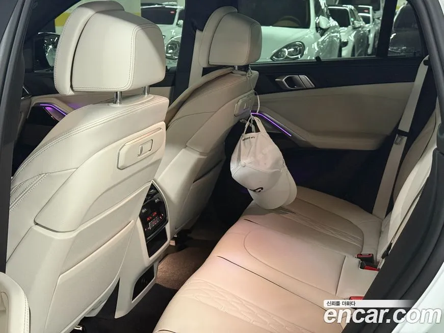 BMW X6 2025 из KR, фото 8