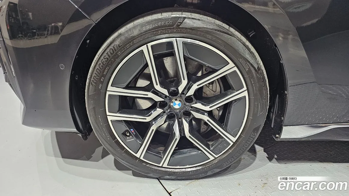 BMW 7-Series 2024 из KR, фото 5